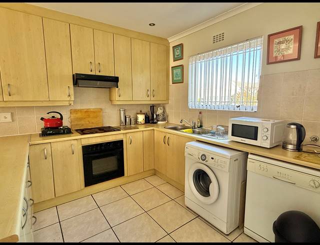 2 BEDROOM FREEHOLD SOLD IN SUNNINGDALE